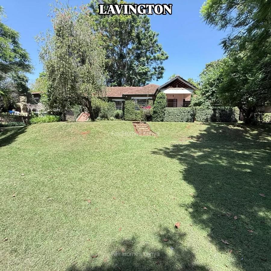 4 Bed Townhouse with En Suite at Lavington Green - 1