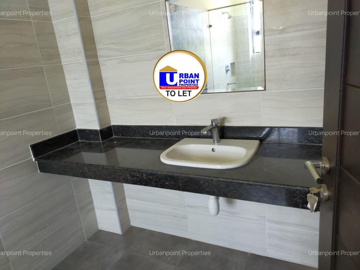 Serviced 3 Bed Apartment with En Suite in Nyali Area - 7