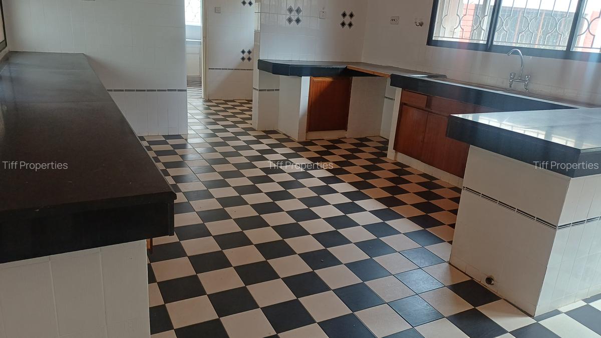 5 Bed House in Gigiri - 10