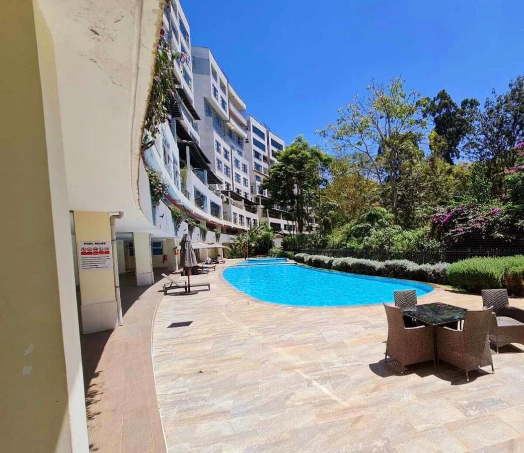 4 Bed Apartment with En Suite in General Mathenge - 2