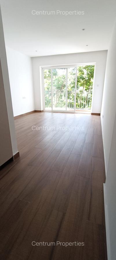 2 Bed Apartment with En Suite at Westlands - 10