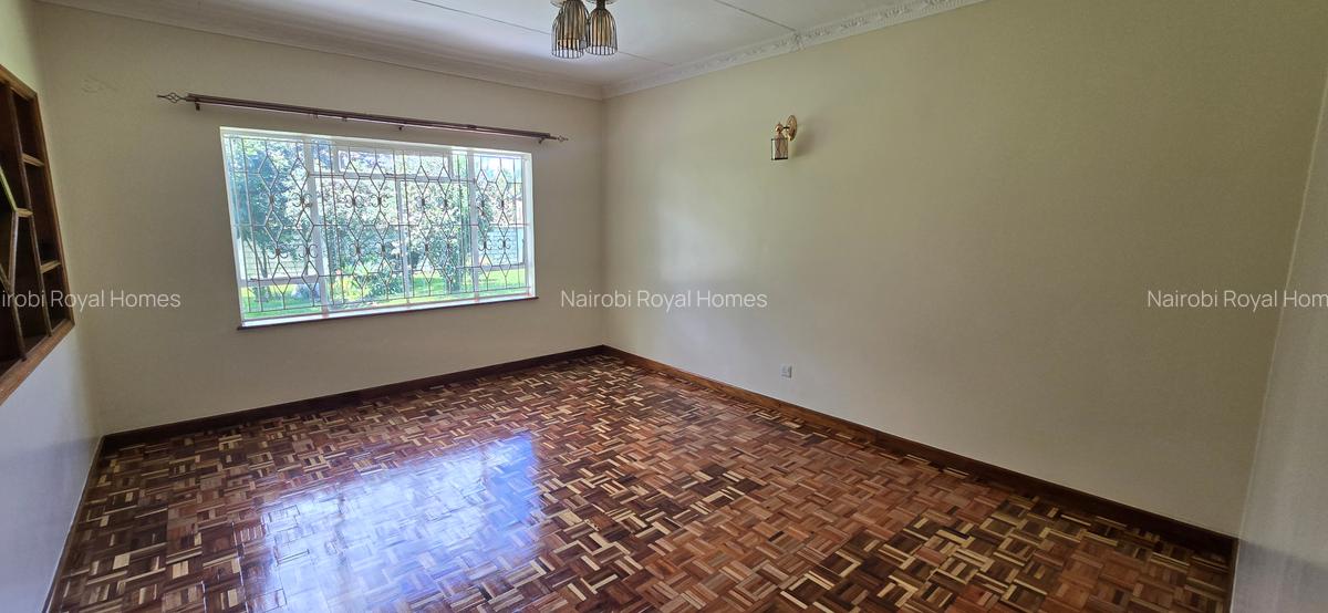 6 Bed House with En Suite at Loresho Road - 14