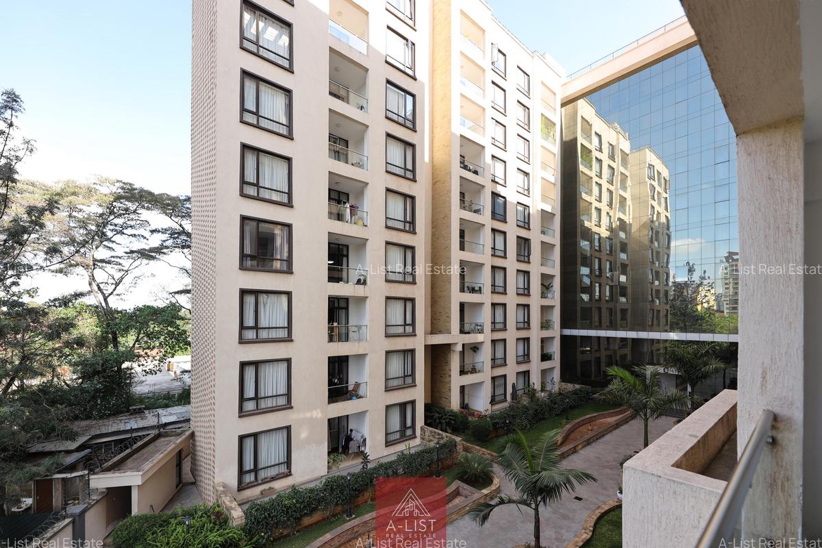 2 Bed Apartment with En Suite at Dennis Pritt - 10