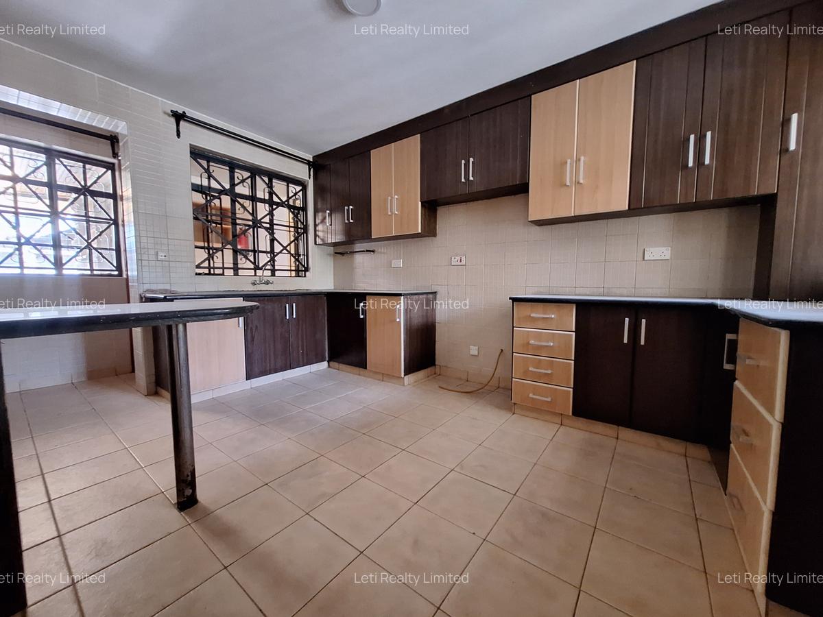 5 Bed Townhouse with En Suite in Kileleshwa - 5