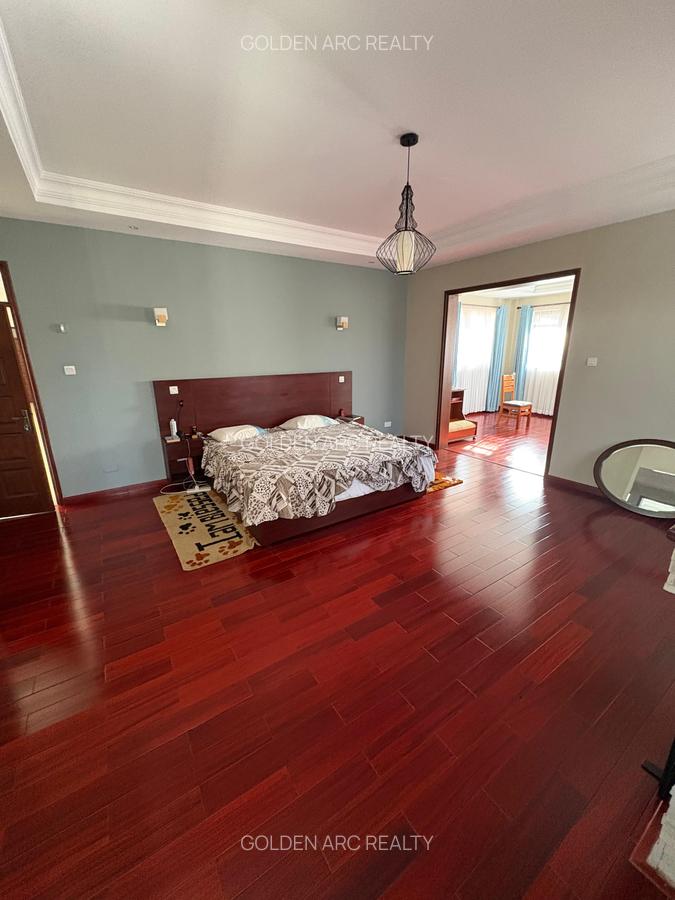 5 Bed Townhouse with En Suite in Karen - 12