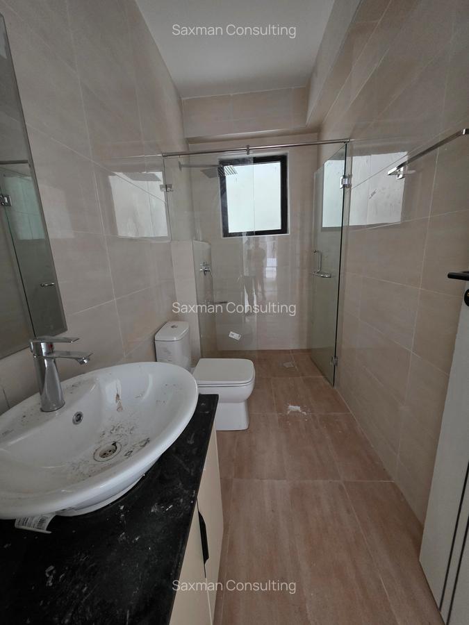 3 Bed Apartment with En Suite in General Mathenge - 13