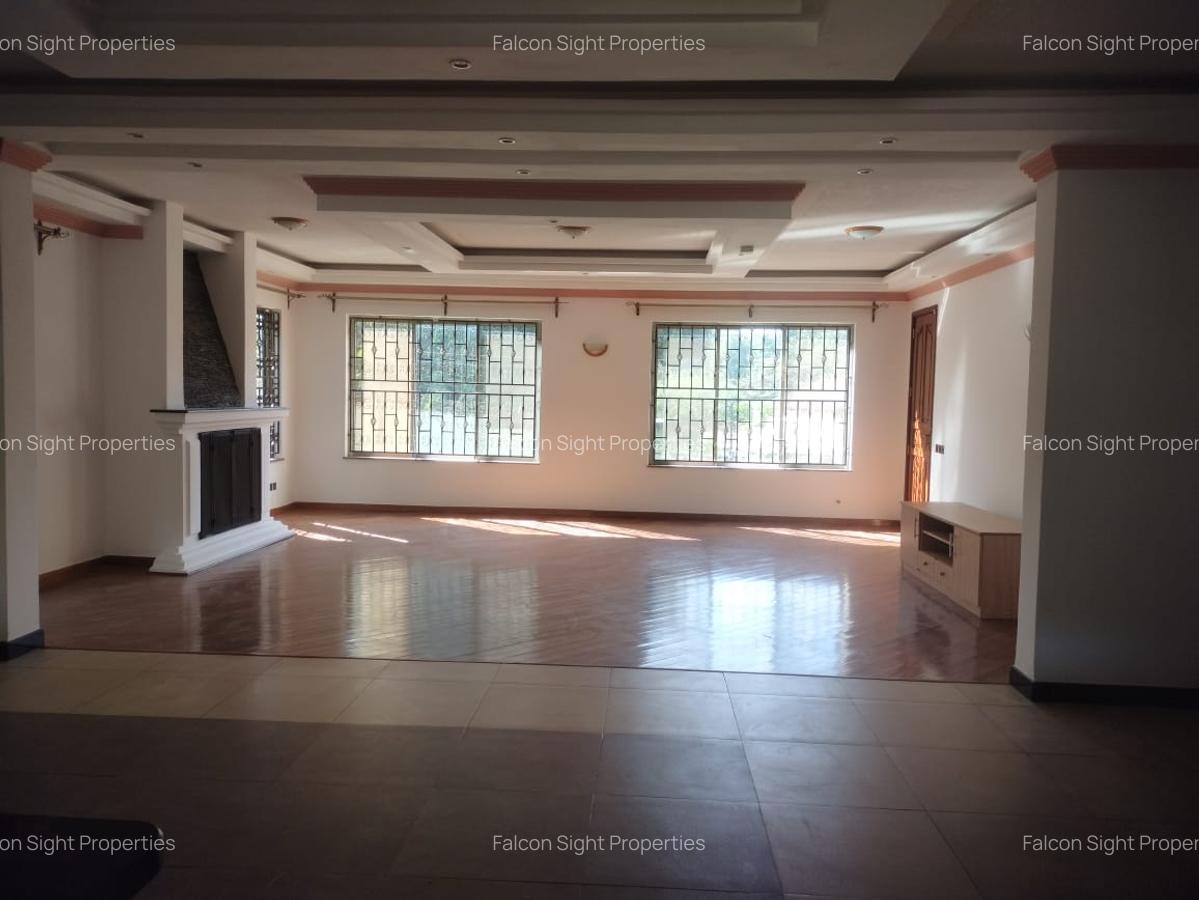 4 Bed Townhouse with Staff Quarters at Few Minutes Drive To Gigiri - 17