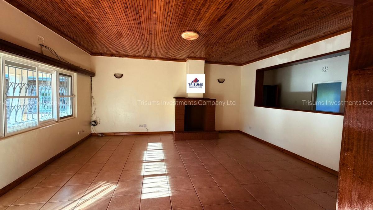 4 Bed House with En Suite in Runda - 9
