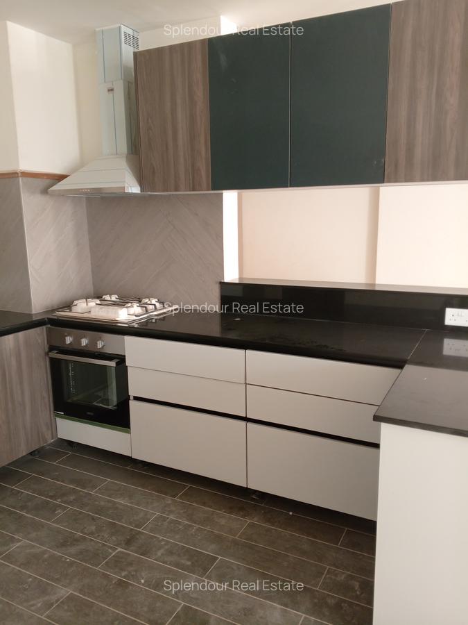 2 Bed Apartment with En Suite in Parklands - 2