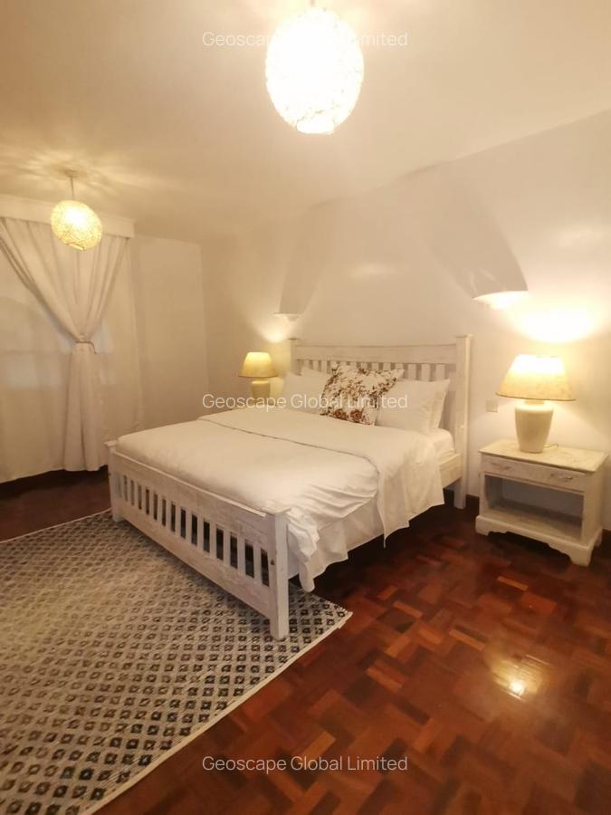 Furnished 4 Bed Apartment with En Suite in Riverside - 9