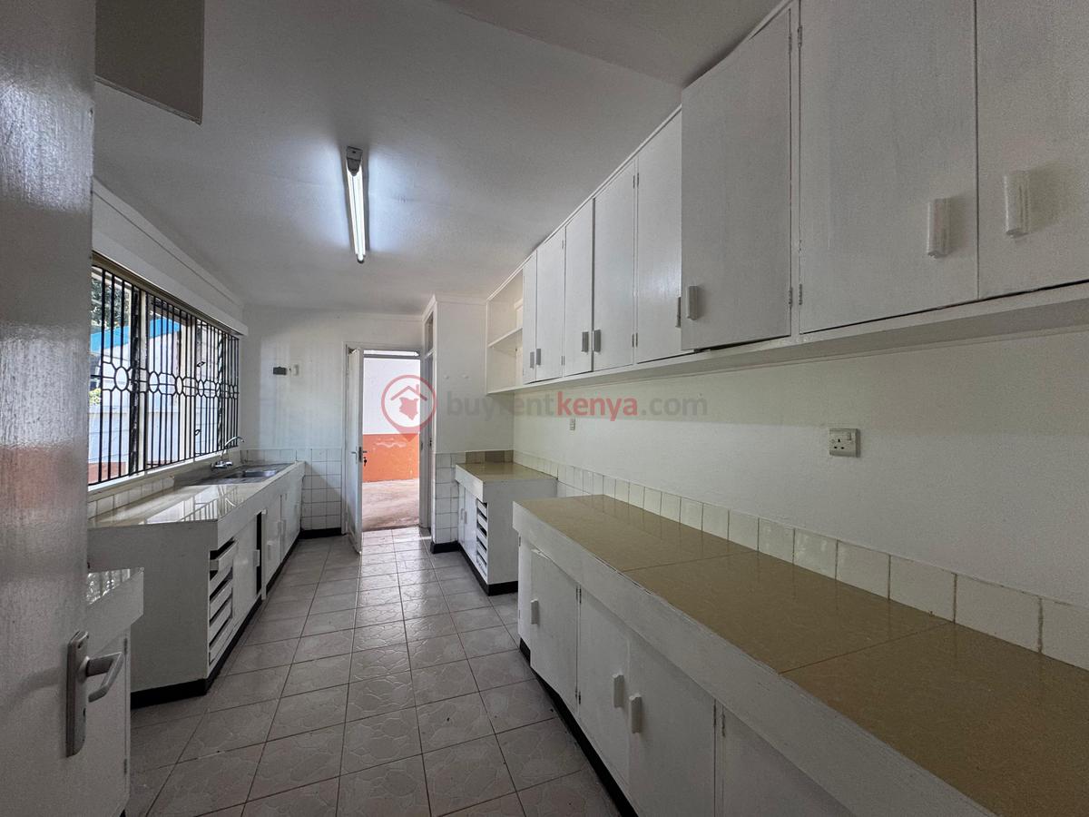 4 Bed House with Staff Quarters in Loresho - 3