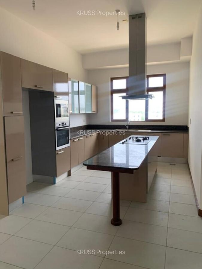 4 Bed Apartment with En Suite at As68-1933 - 5