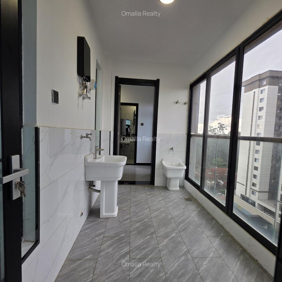 Serviced 3 Bed Apartment with En Suite in Kileleshwa - 11