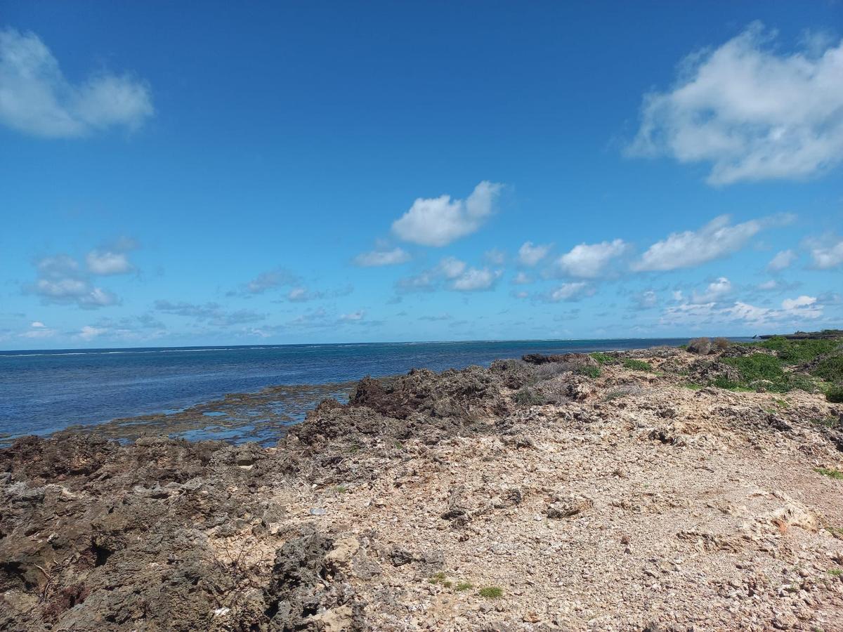 22 ac Land at Malindi - 1