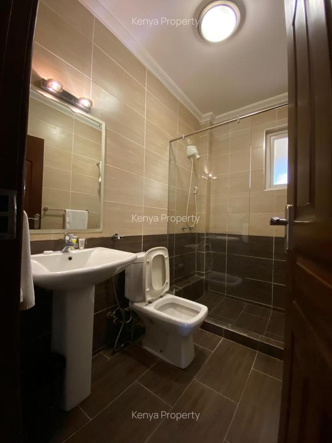 Serviced 2 Bed Apartment with En Suite at Brookside Gardens - 13