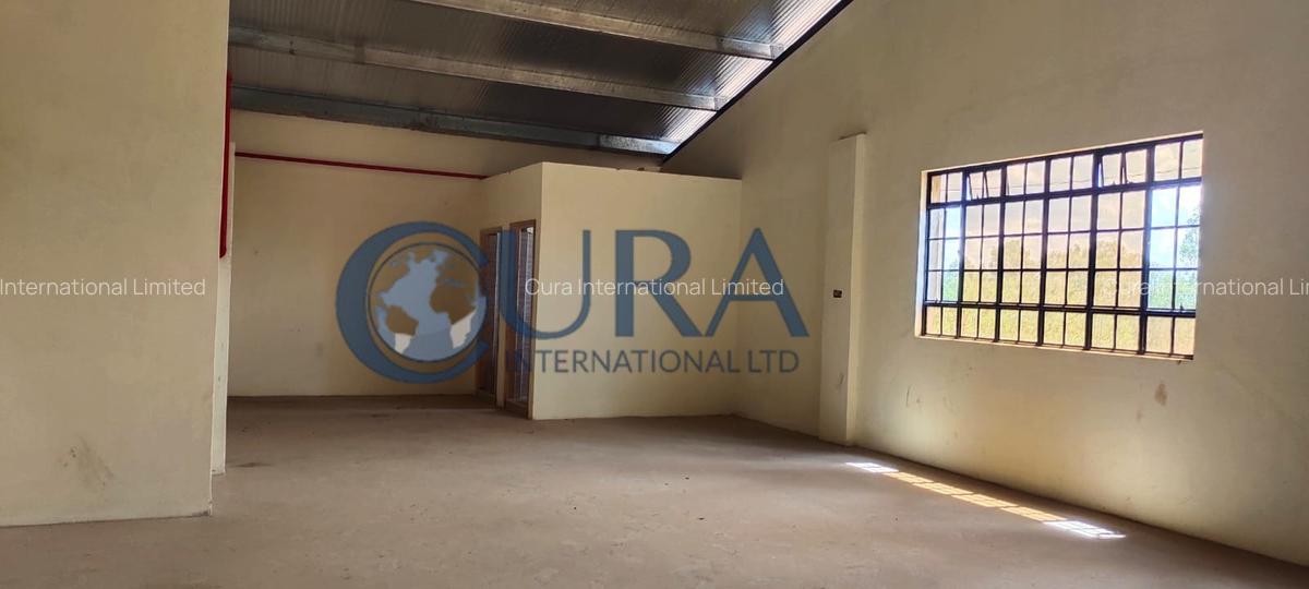 5,250 ft² Warehouse with Backup Generator in Juja - 3