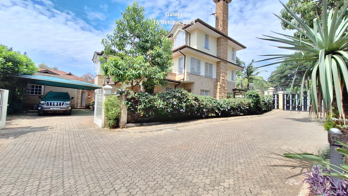 5 Bed Townhouse with En Suite at Mzima Springs. - 3