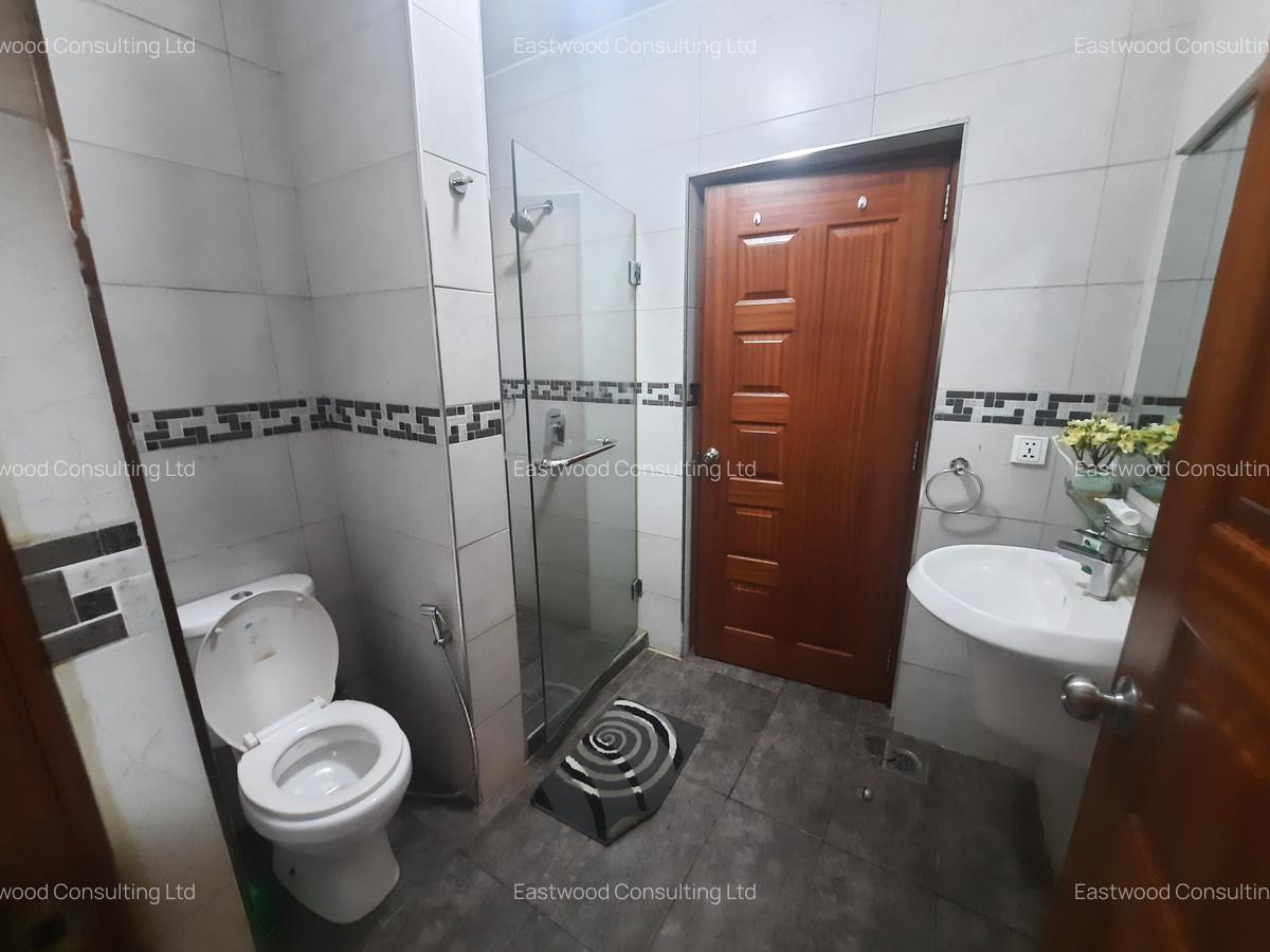 4 Bed Apartment with En Suite at Third Parklands - 2