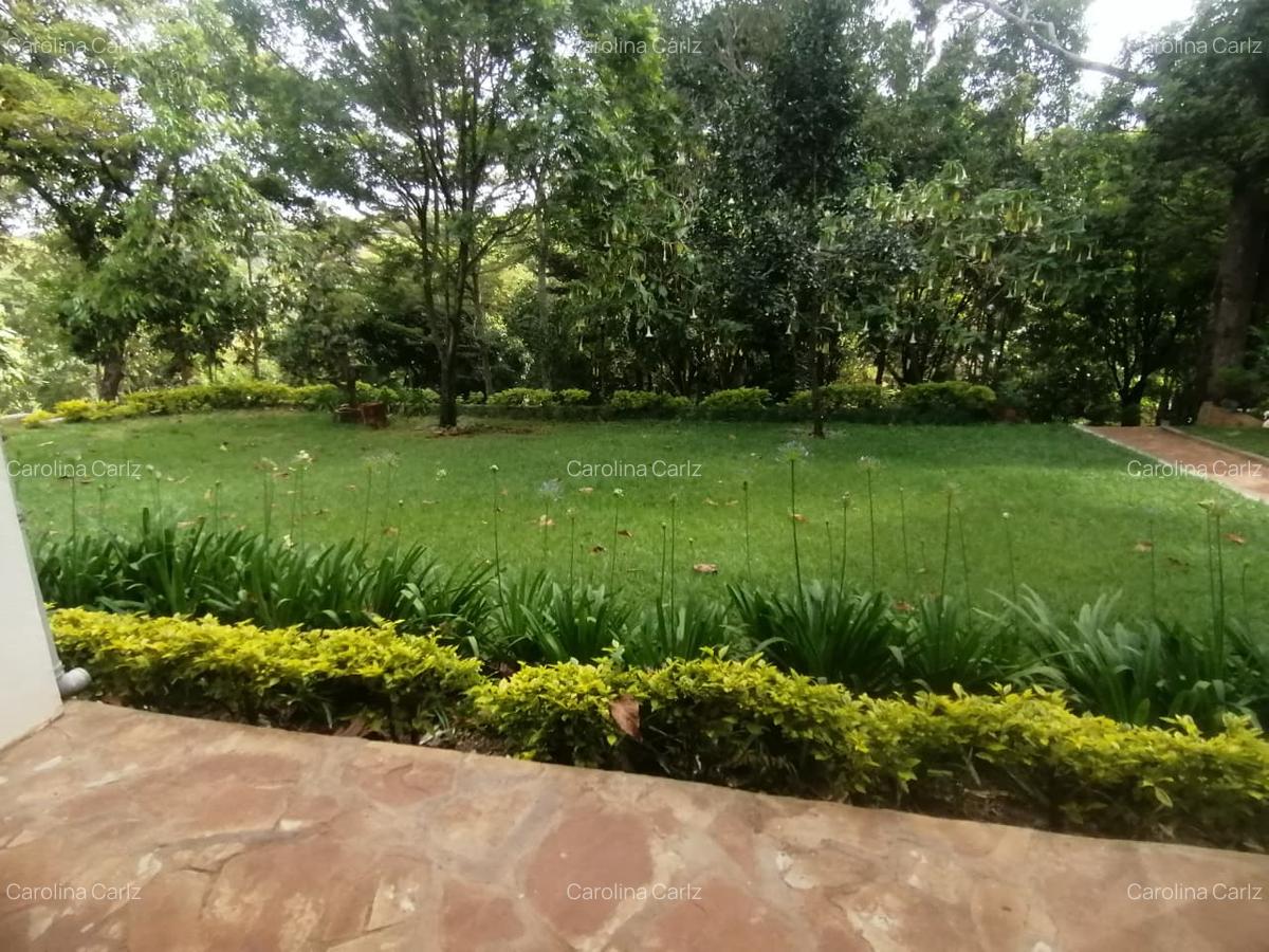 5 Bed House with En Suite at Gigiri - 15
