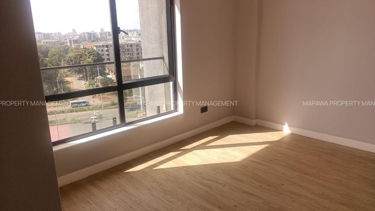 Serviced 3 Bed Apartment with En Suite in Brookside - 15