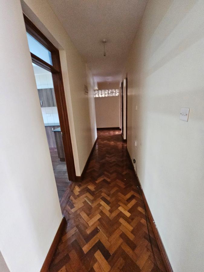 3 Bed Apartment with En Suite at Lavington - 9