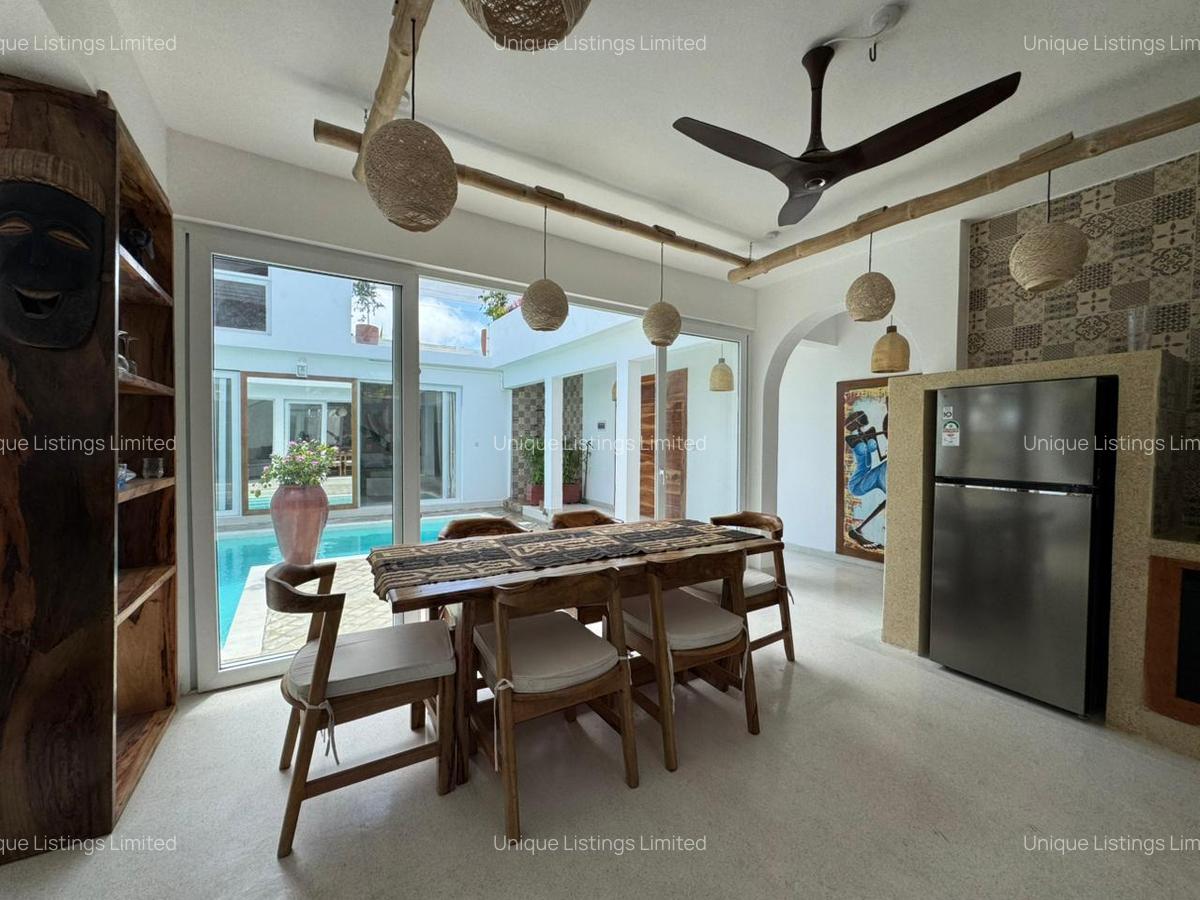 3 Bed Villa with En Suite in Watamu - 18