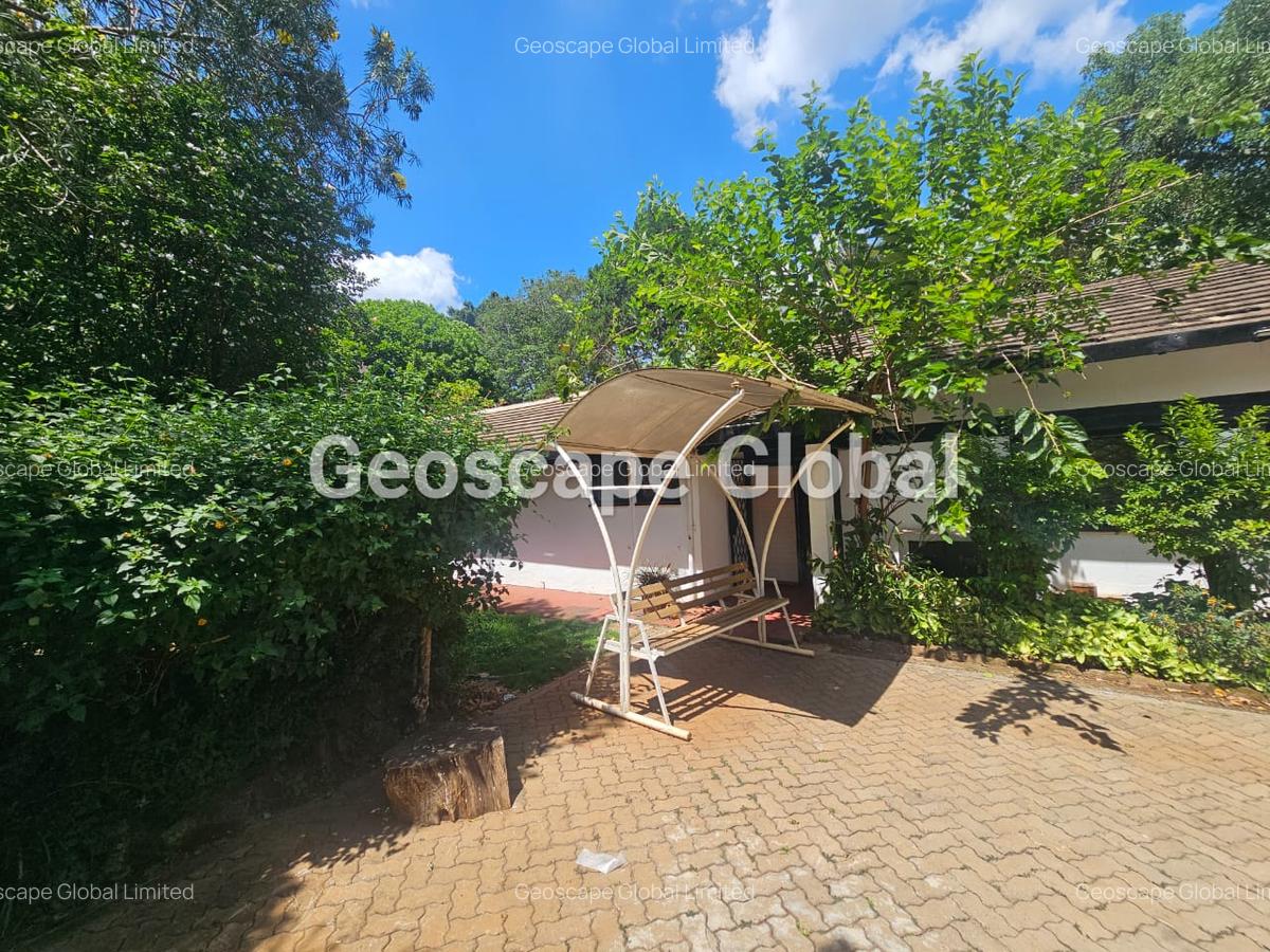 4 Bed House with En Suite in Loresho - 14