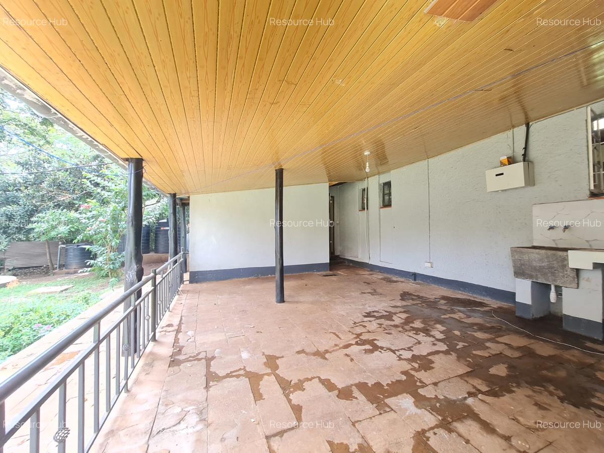 3 Bed House with En Suite at Bomas Area - 6