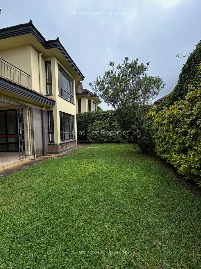 5 Bed Townhouse with En Suite at 0Ld Runda - 18