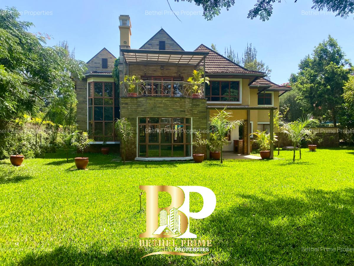 6 Bed Townhouse with En Suite in Runda - 1
