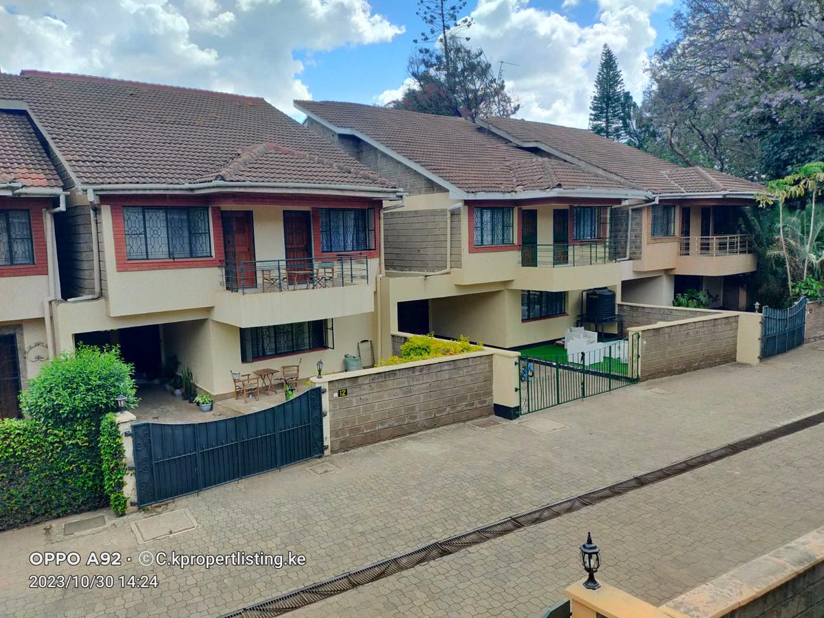 5 Bed Townhouse with En Suite in Lavington - 1