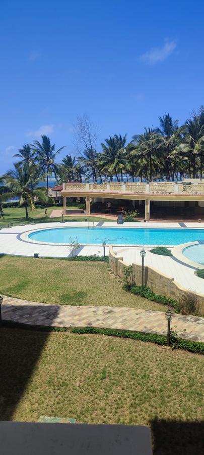 2 Bed Apartment with En Suite in Nyali Area - 1