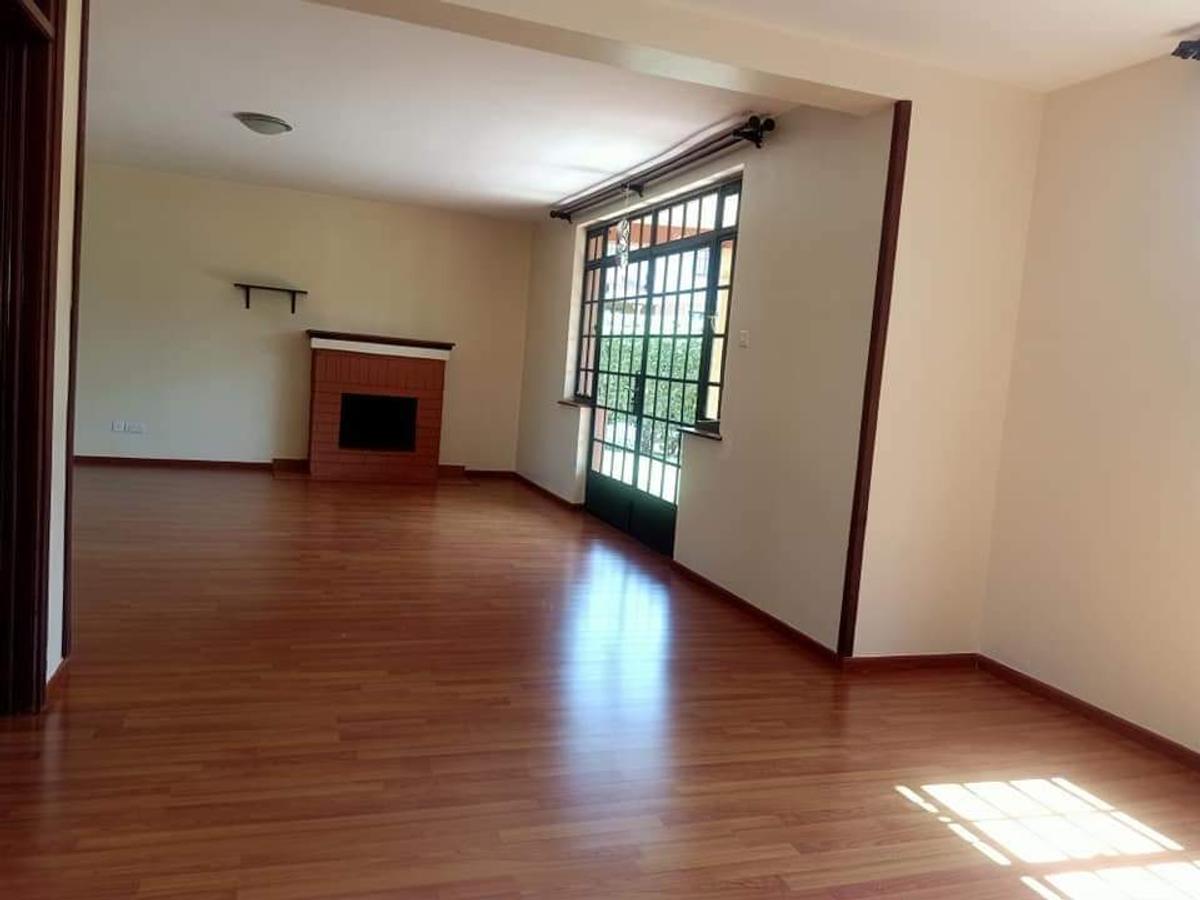 4 Bed Townhouse with En Suite at Fourways - 3