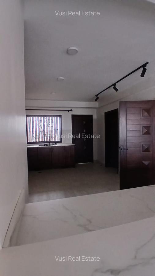5 Bed Apartment with En Suite in Kileleshwa - 17