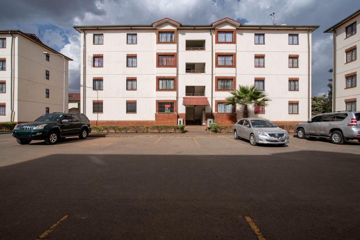 3 Bed Apartment with En Suite in Embakasi - 1