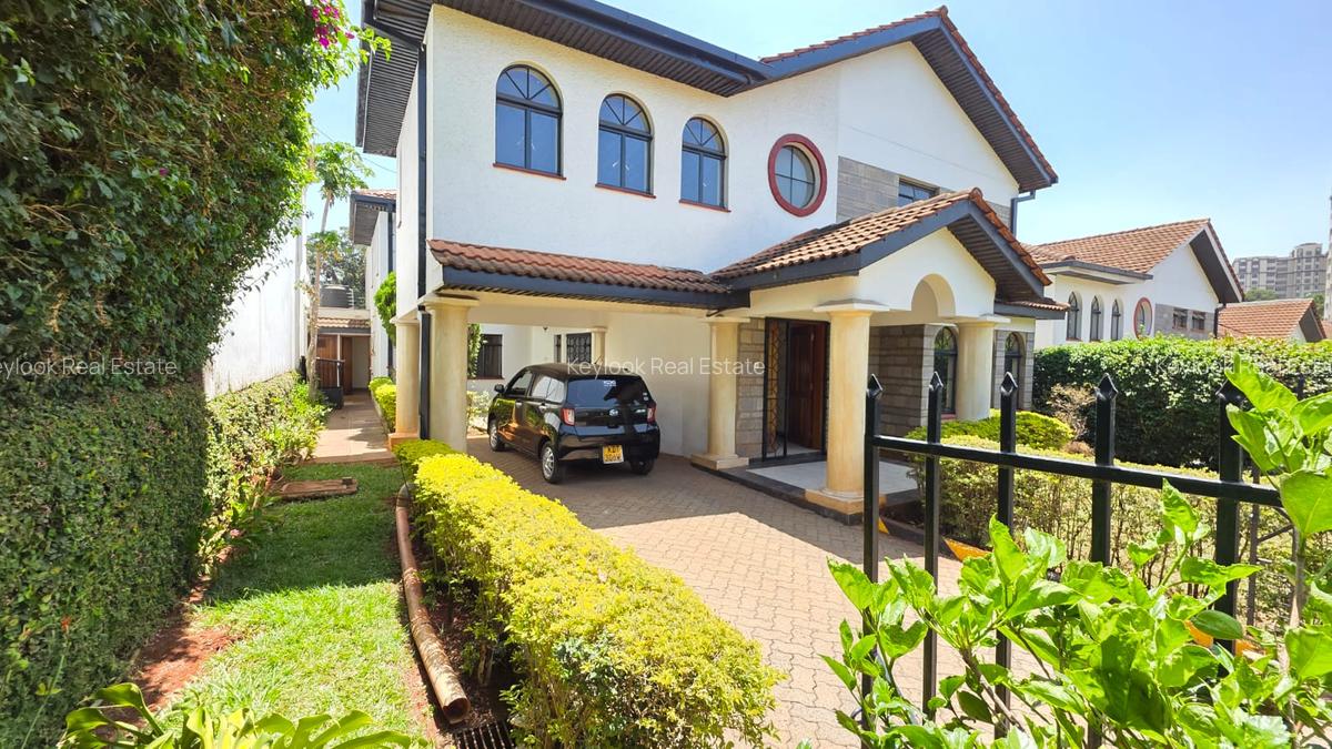 4 Bed Townhouse with En Suite at Kyuna - 1
