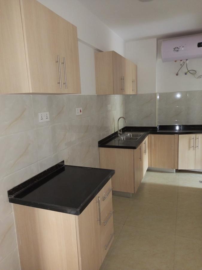 2 Bed Apartment with En Suite at Dennis Pritt Road - 13