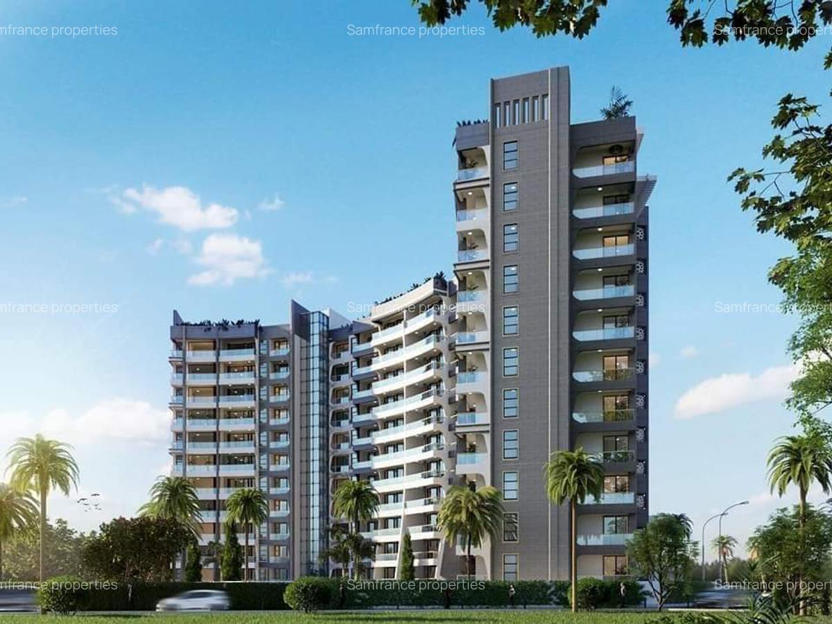 3 Bed Apartment with En Suite at Links Road - 3