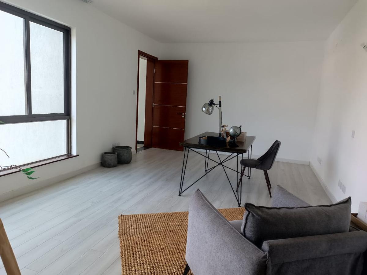 5 Bed House with En Suite in Karen - 12