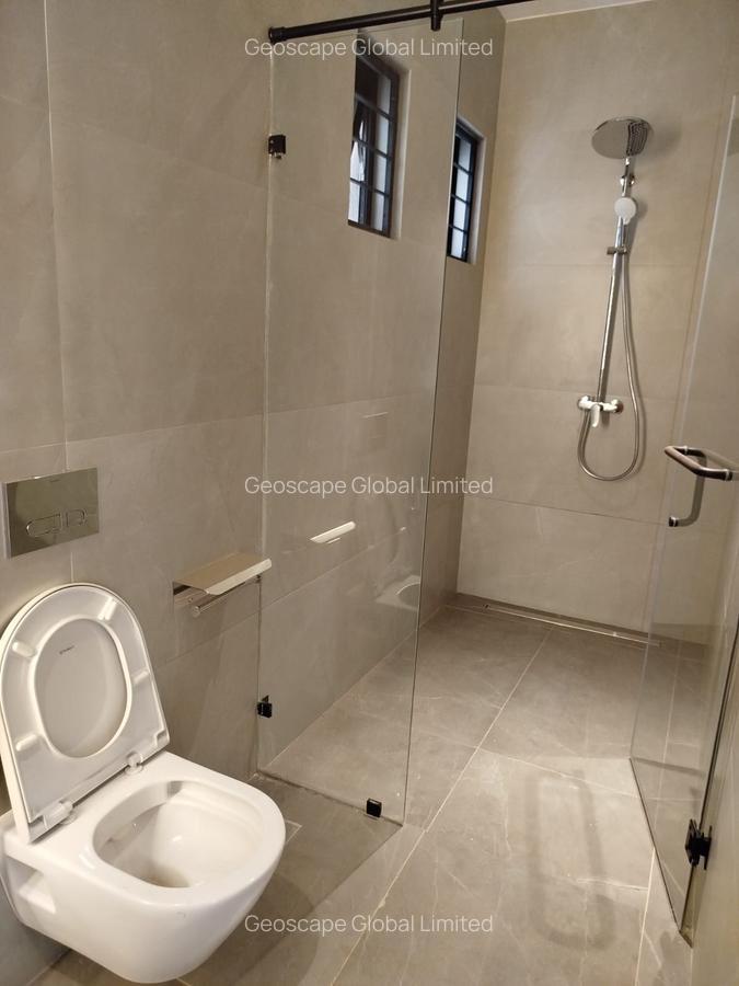 4 Bed House with En Suite in Loresho - 19
