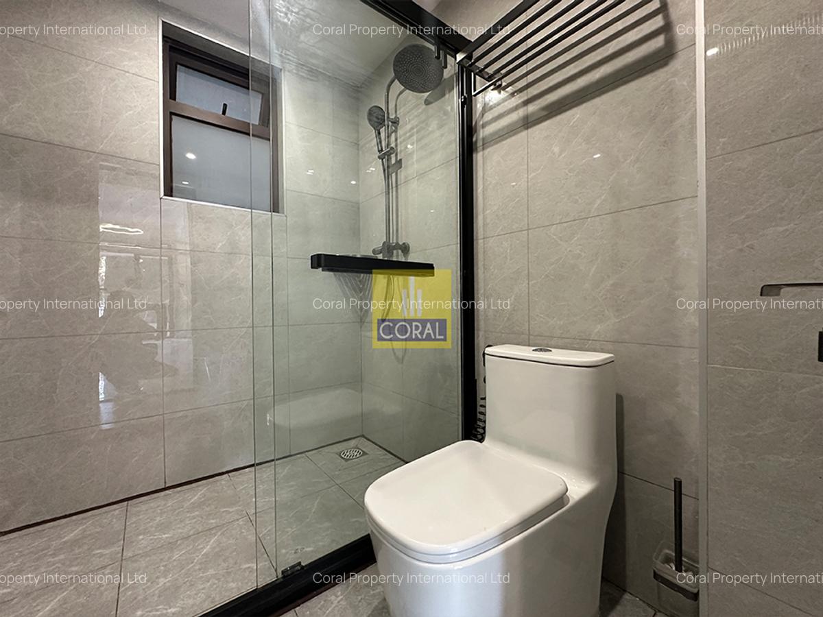 2 Bed Apartment in Riverside - 6