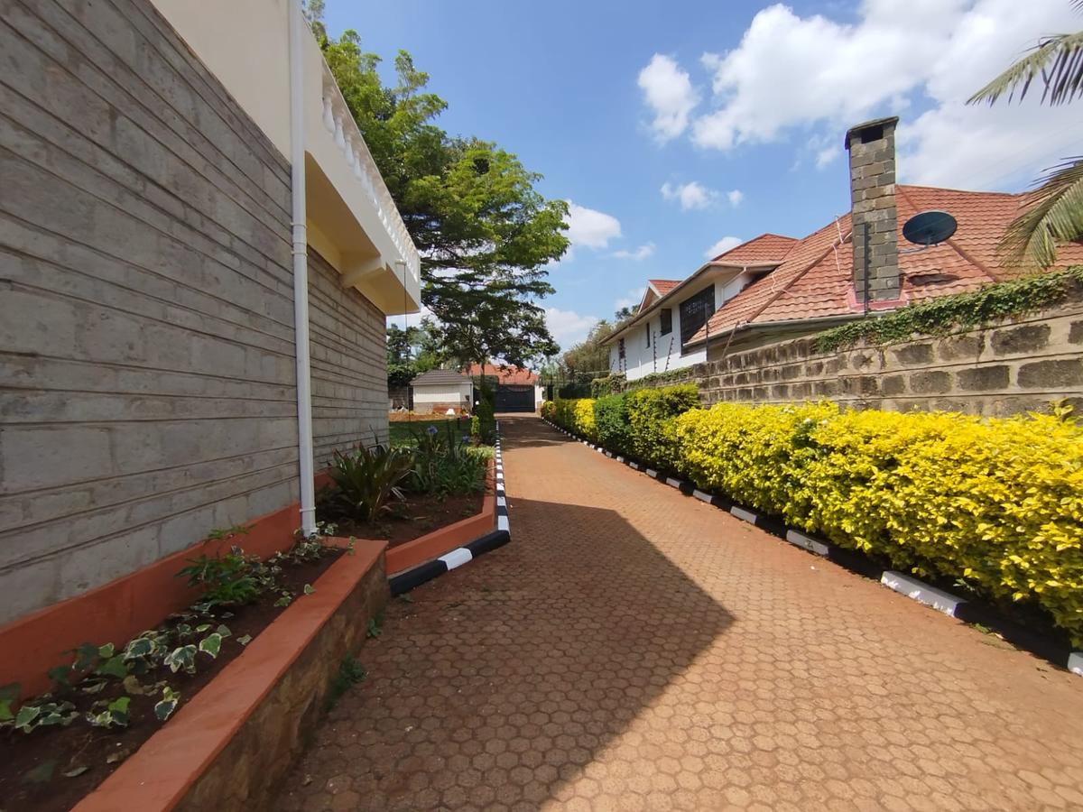 4 Bed House with En Suite at Runda - 5