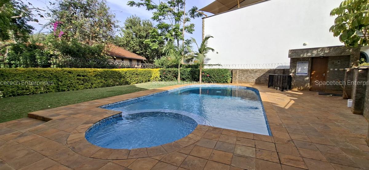 5 Bed Townhouse with En Suite in Westlands Area - 4