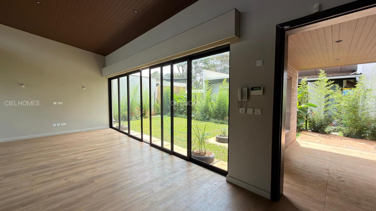 4 Bed Villa with En Suite in Runda - 4