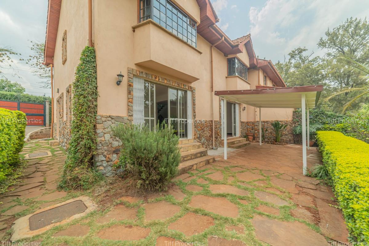 3 Bed Townhouse in Runda - 16