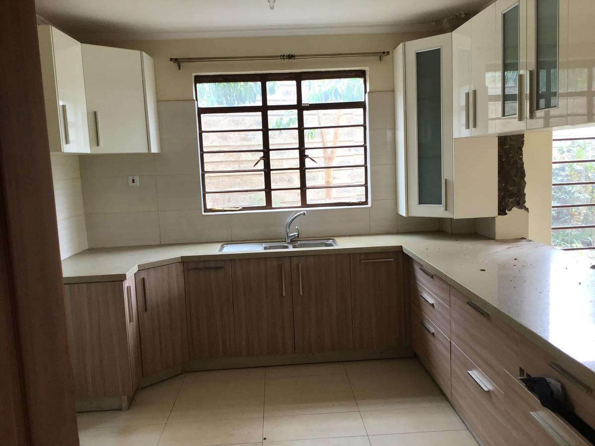 4 Bed House with En Suite in Kiambu Road - 13