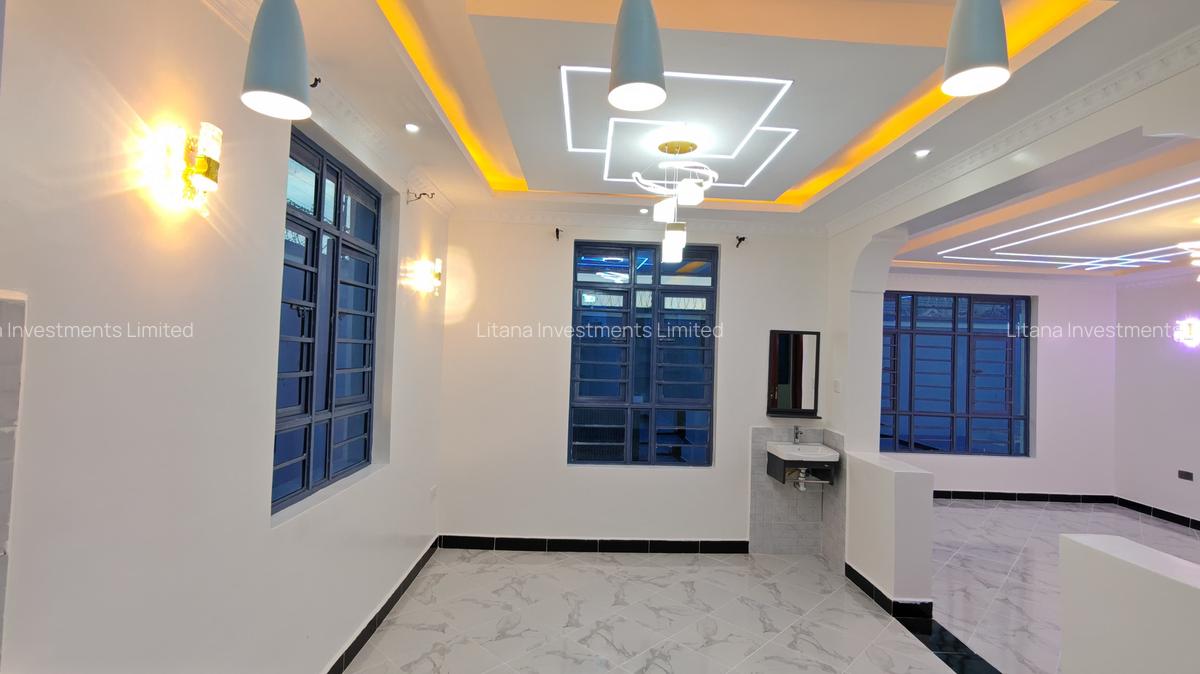 3 Bed House with En Suite at Matangi - 4