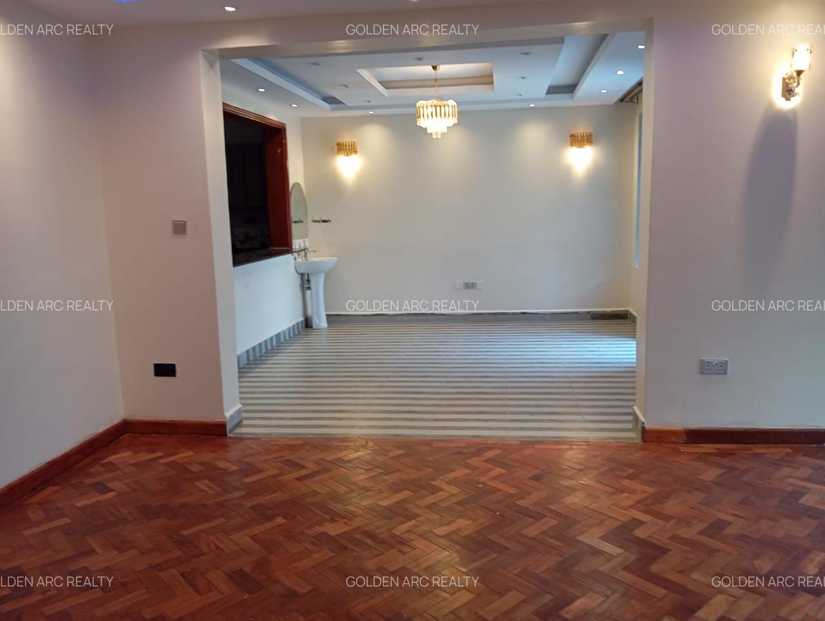 5 Bed Townhouse with En Suite in Karen - 9