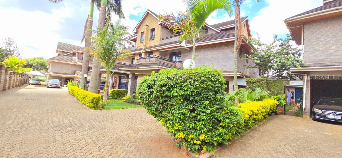 5 Bed Townhouse with En Suite at Convent Drive - 3