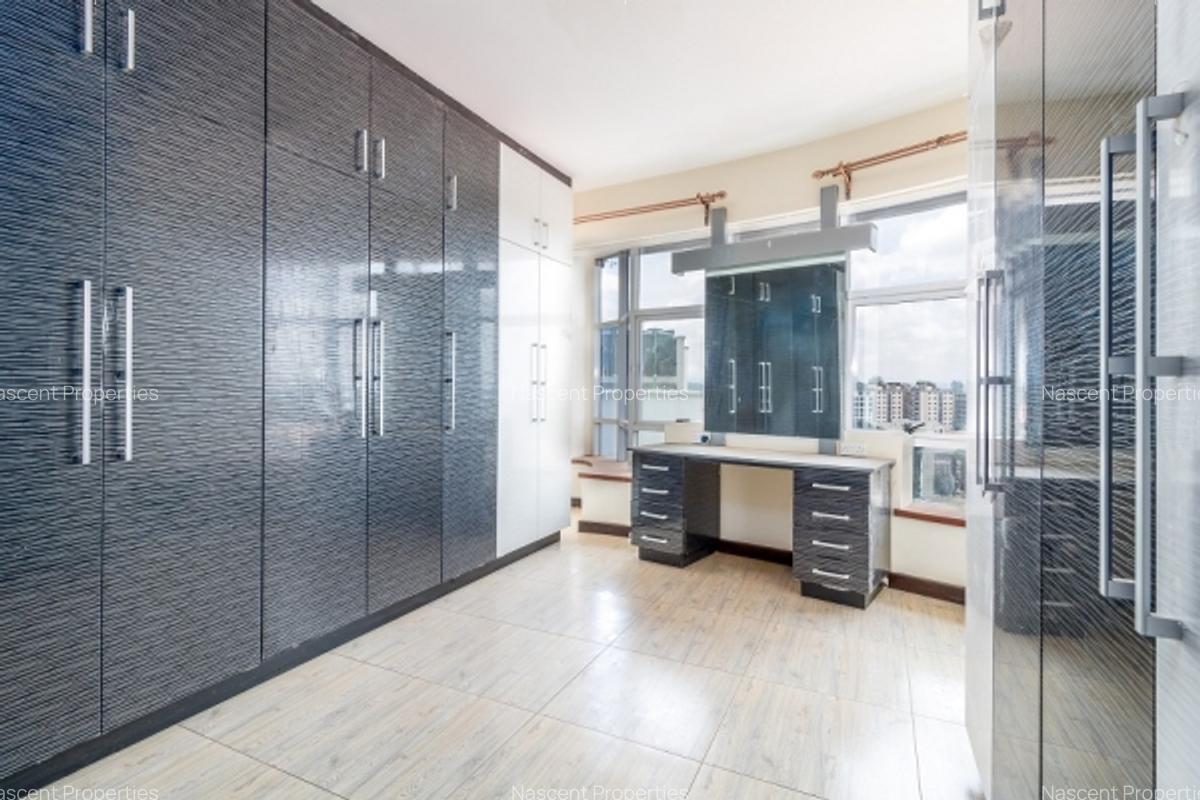 3 Bed Apartment with En Suite in Kileleshwa - 14